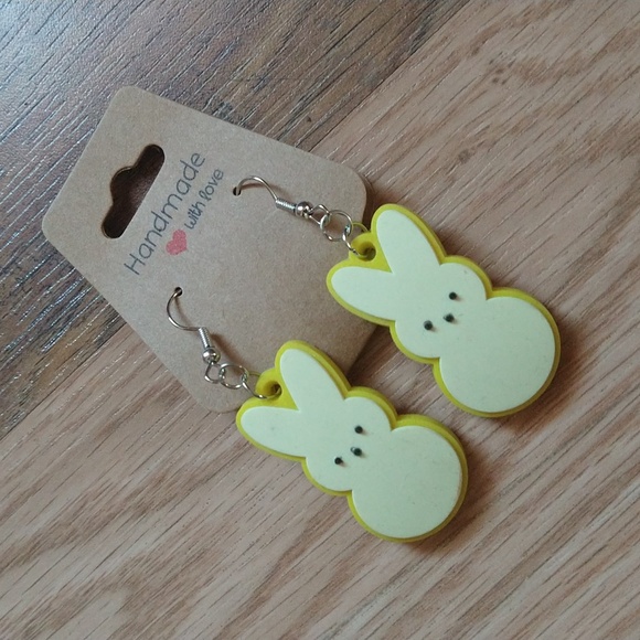 Adorable Easter "Peeps" Earrings - Picture 2 of 2